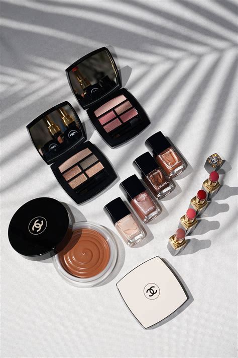 the beauty look book Chanel